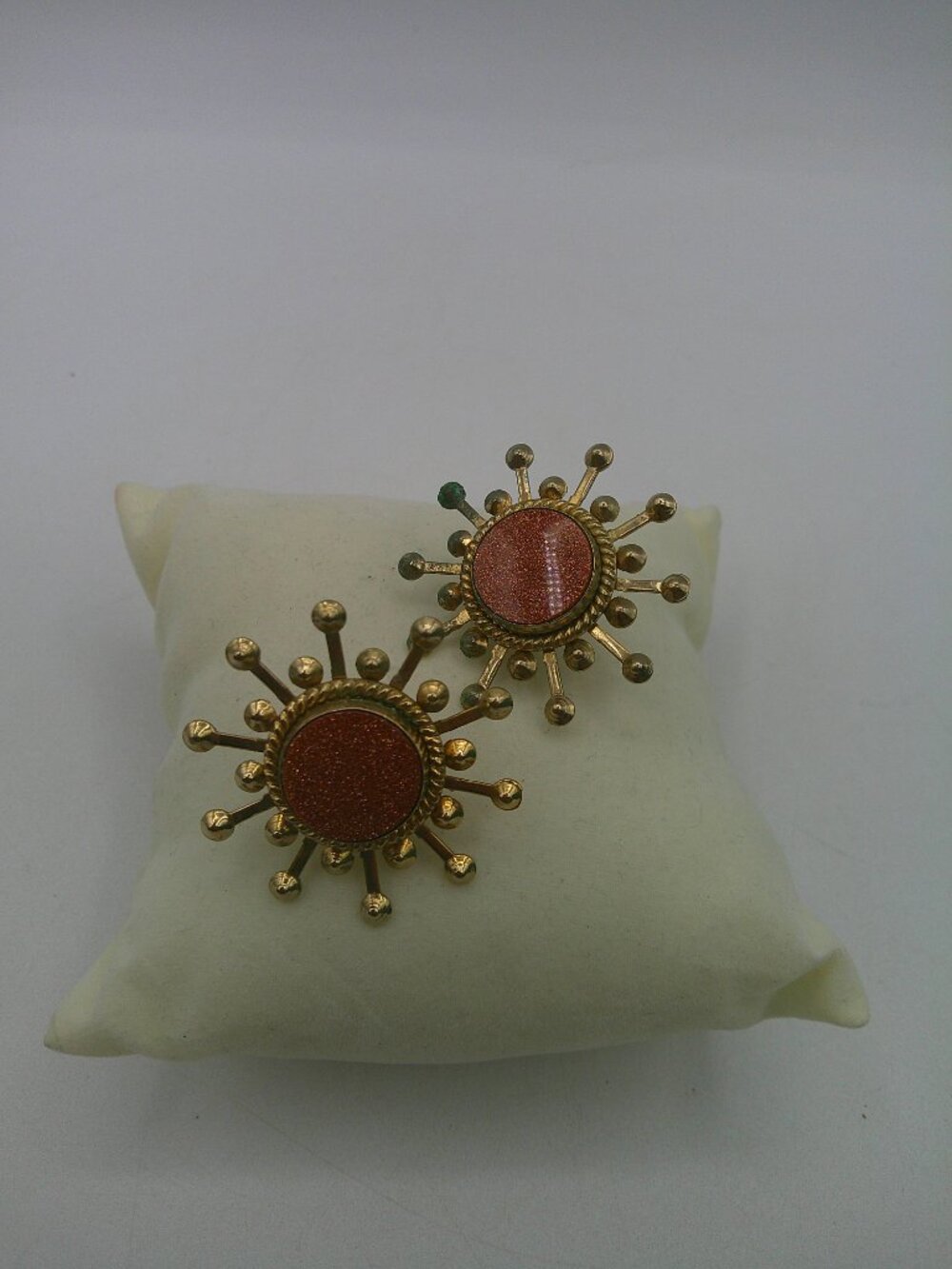 Vintage Gold Tone Starburst Sparkle Sun GoldStone Earrings